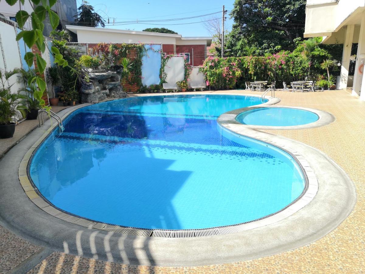 26 Condo With Pool Opposite The Train Station, Near Old City And Nimman Chiang Mai Buitenkant foto