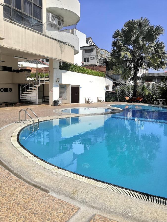 26 Condo With Pool Opposite The Train Station, Near Old City And Nimman Chiang Mai Buitenkant foto